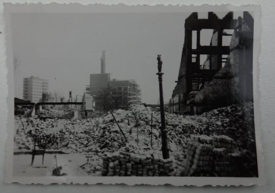 a picture of rotterdam after the bombing