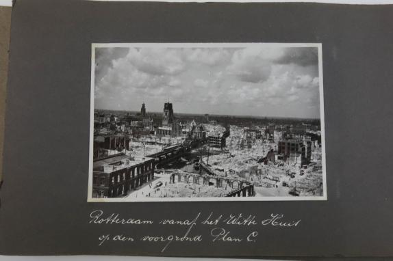 a Dutch photobook from Rotterdam world war 2 period