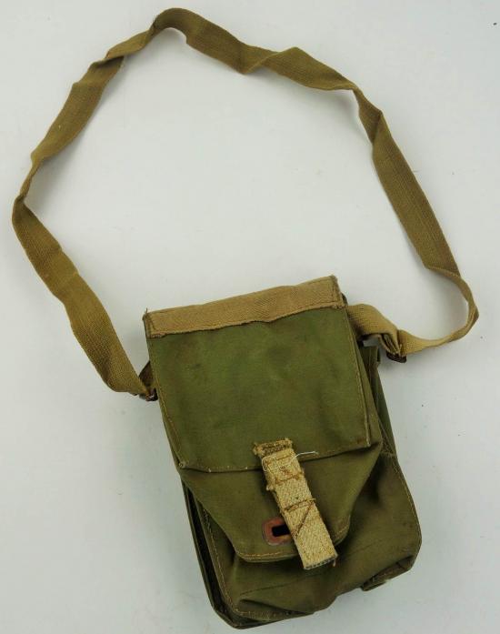 british ww2 light weight gasmask pouch with Original strap