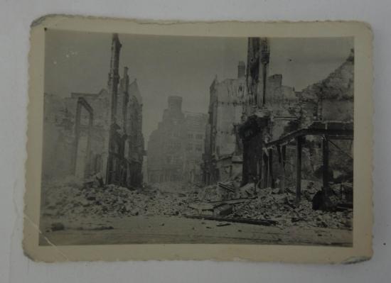 a picture of rotterdam after the bombing