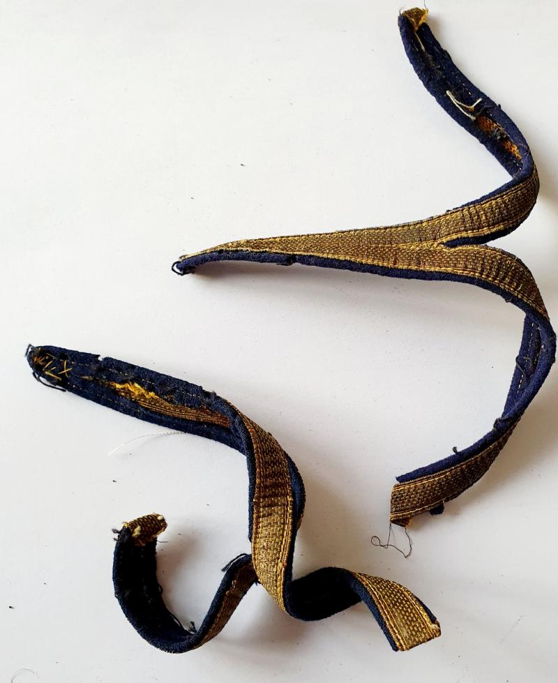 a set of two pieces Dutch Army ranks (banana peels)