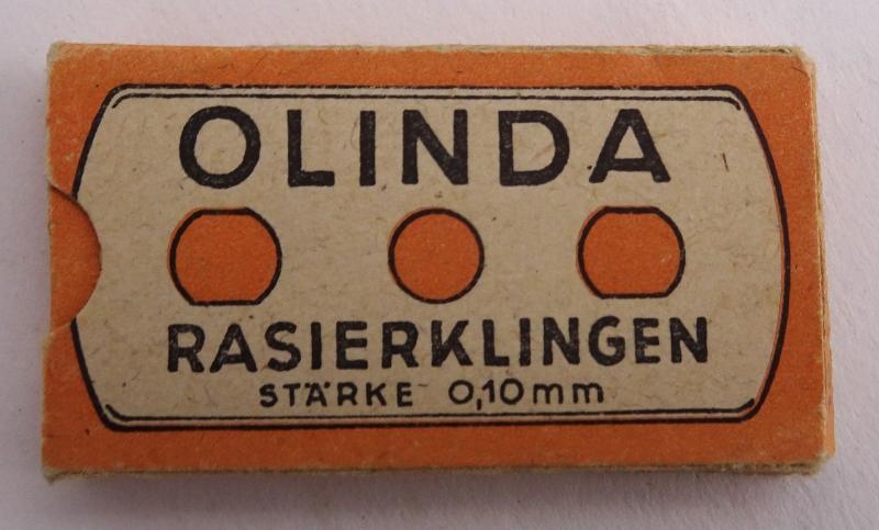 a pack of wehrmacht razor blades
