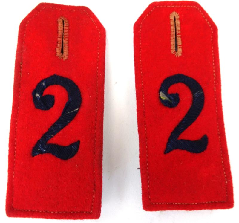 A set off ww1 dutch second infantery reg shoulder board