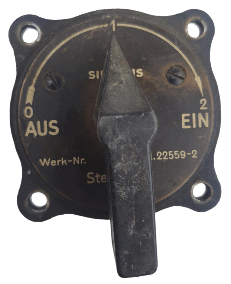 a luftwaffe  Main switch for heading control