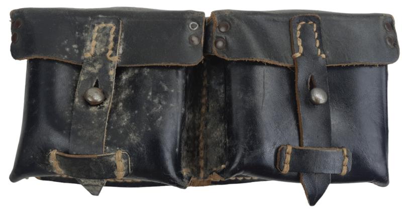 A german ww2 g43 pouch in black