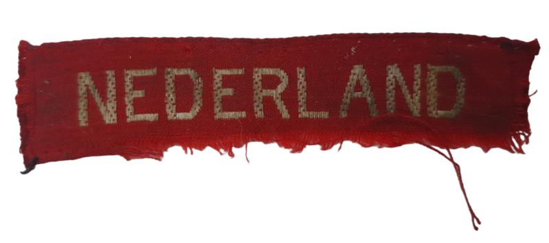 a Dutch 1945 period Home Forces patch (  binnenlandse stijdkrachten)