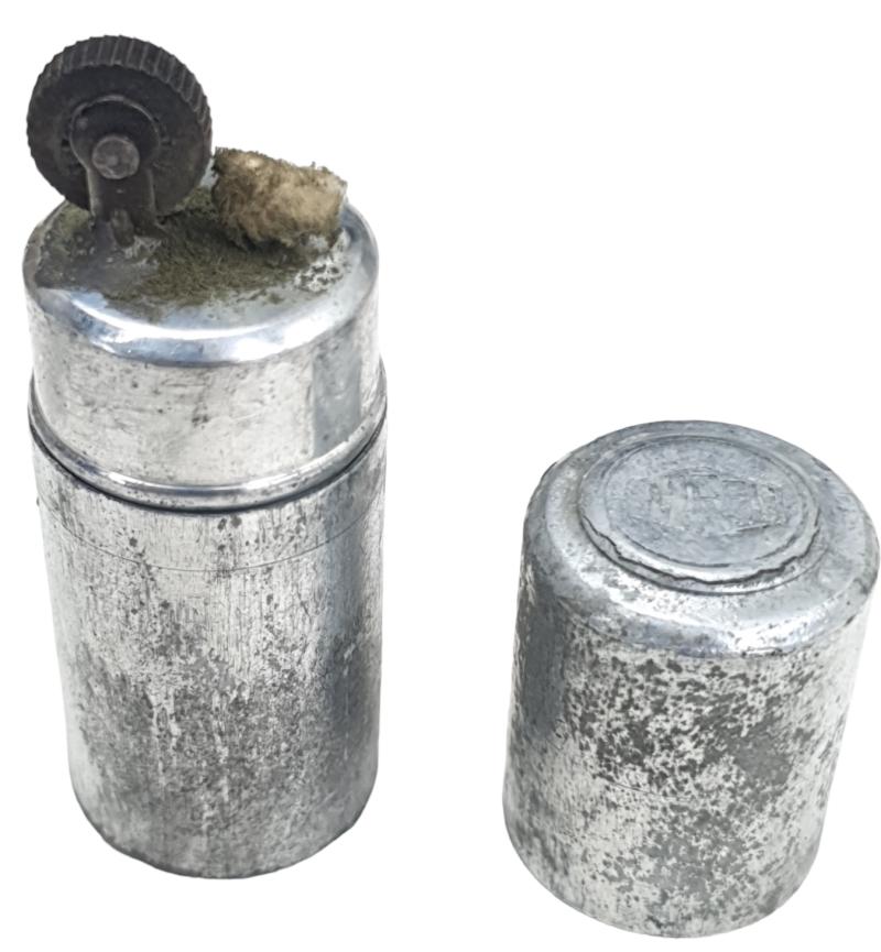 a german ww2  cigaretten lighter