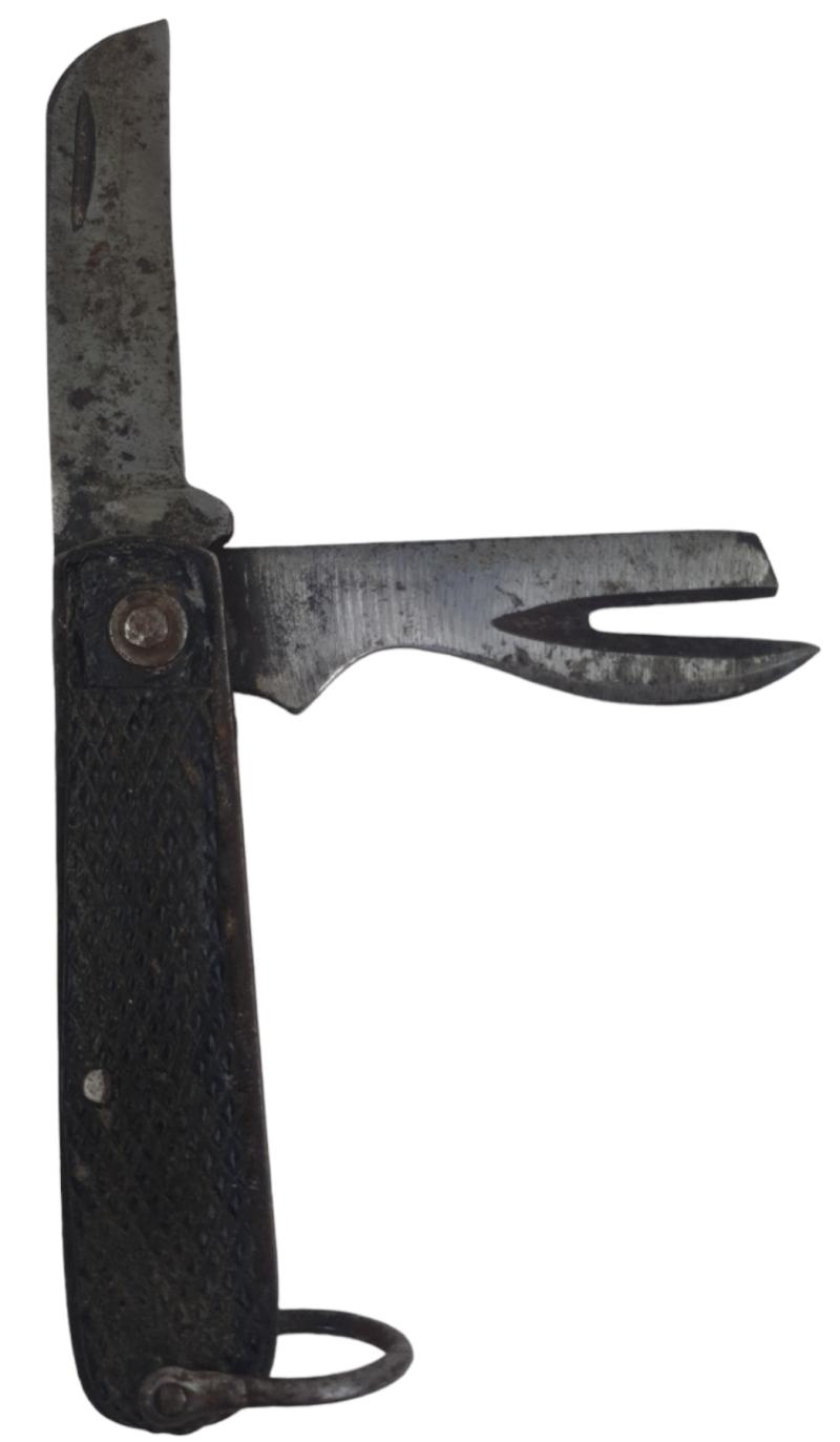 A british ww2 pocket knife