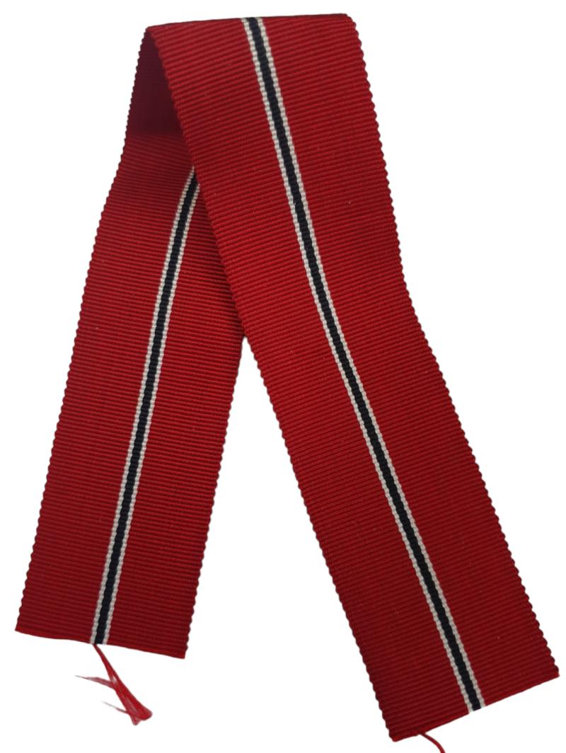 A Wehrmacht East medal ribbon in very beautiful condition