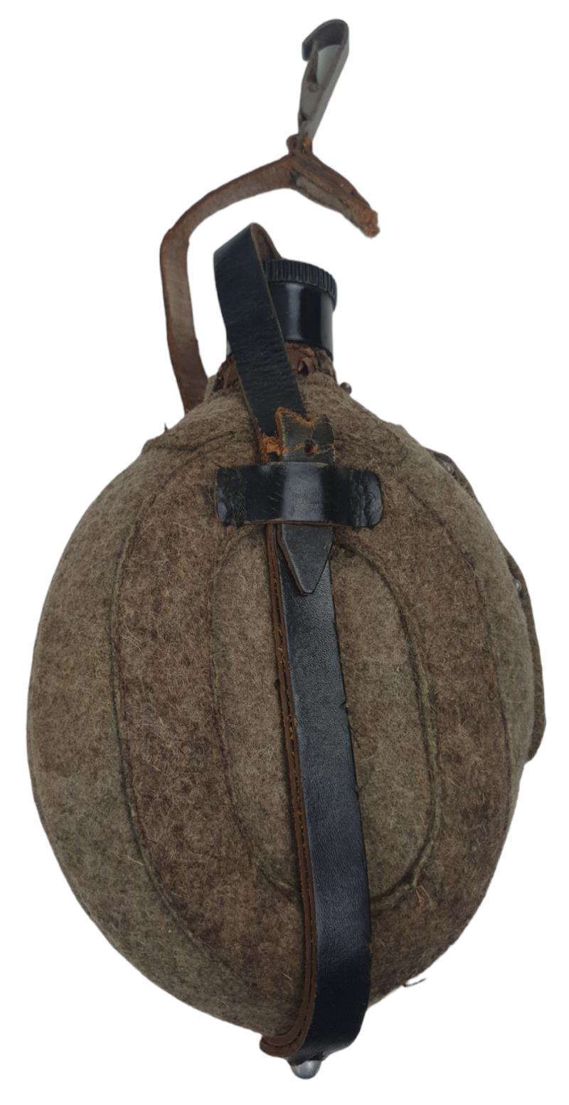 a wehrmacht water bottle without a cup