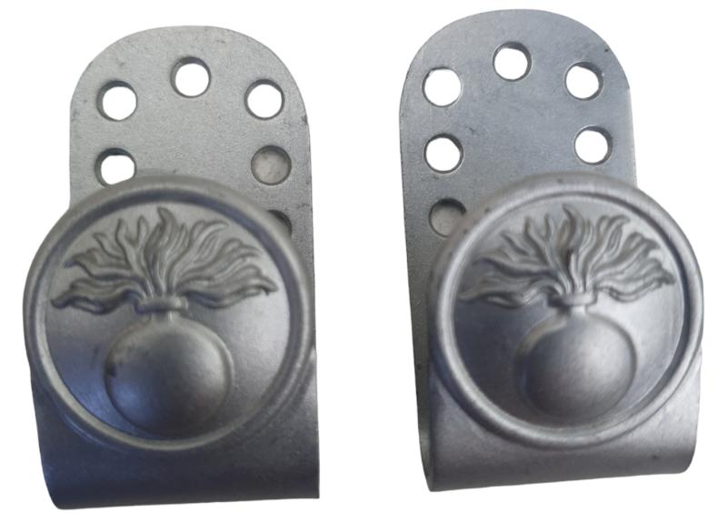 a set of 2 dutch schalkhaar Police belt hooks
