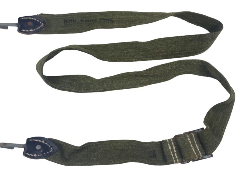 A wehrmacht heer breadbag belt