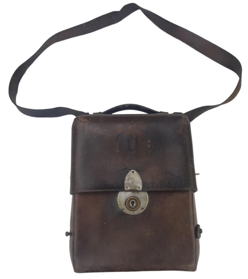 a wehrmacht Officers Medical Pouch