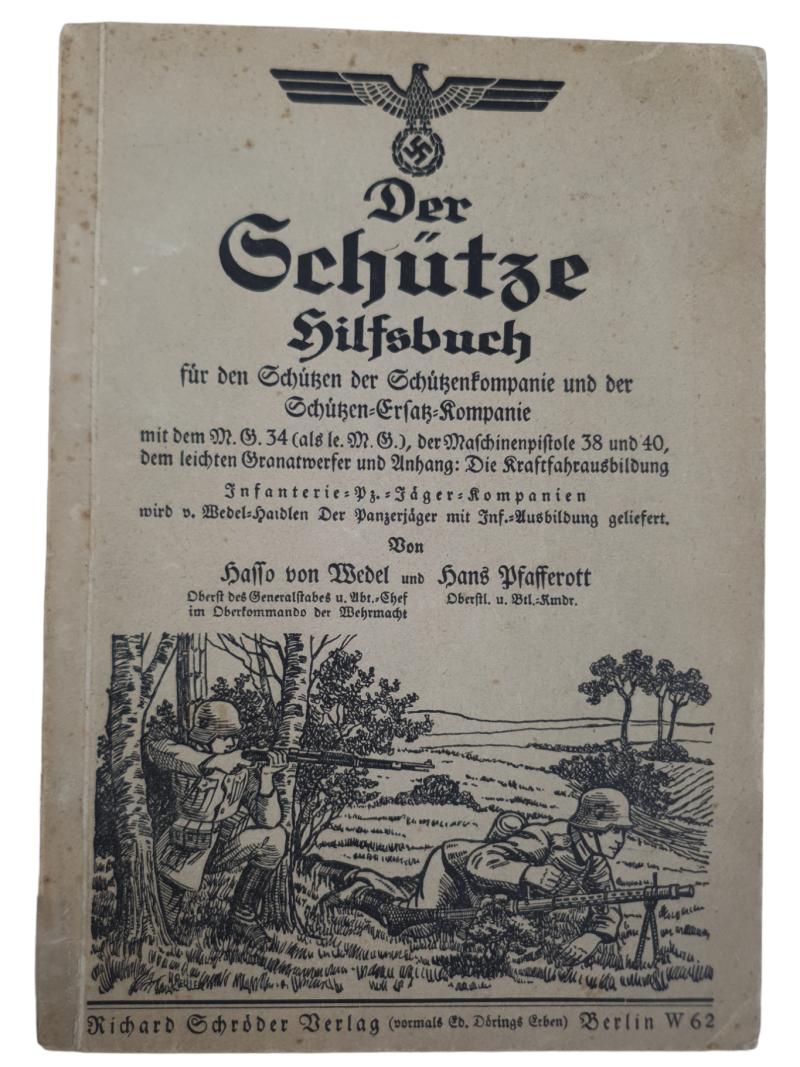 a german ww2 der schütze hilfbuch book