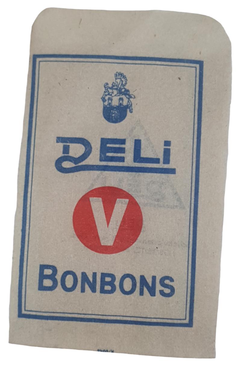 Original WWII Deli V bonbons packaging