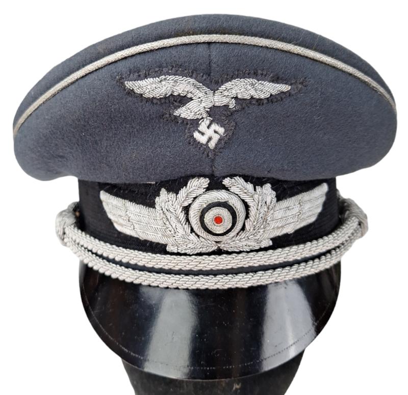 a luftwaffe Officer's Visor Cap