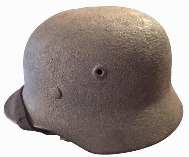 a wehrmacht m40 rough sand painted helmet