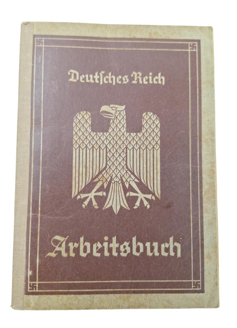 a german first Pattern ww2 labor book 