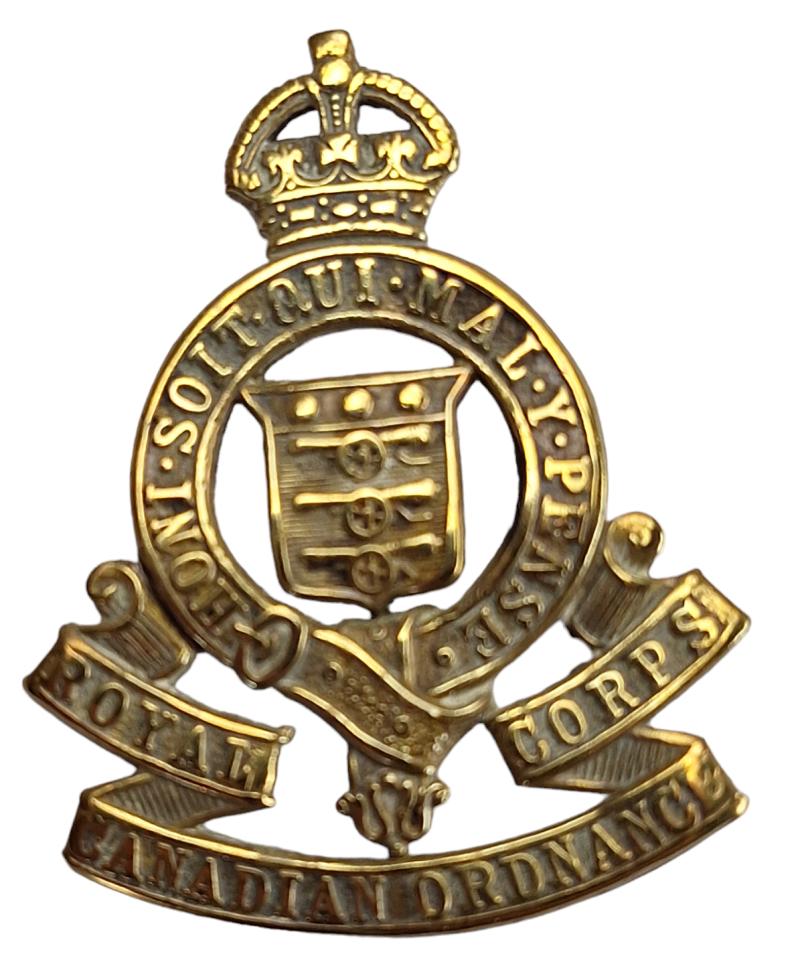 AVK Militaria | A Royal Canadian Ordnance Corps cap badge