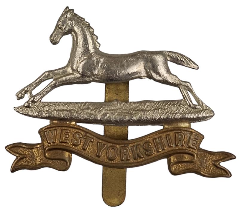 a  british ww2 west yorkshire regiment cap badge