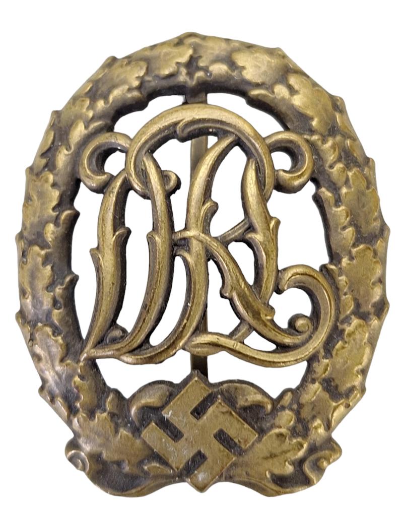 a wehmacht dra sports badge