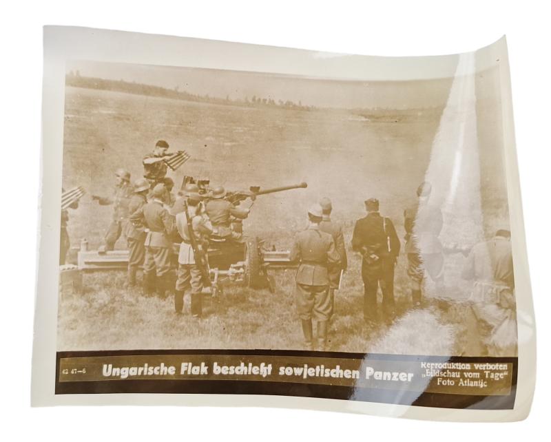 a German WW2 press photo in the size 18x24cm