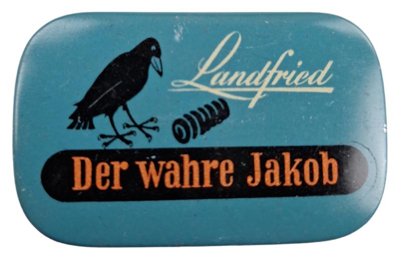 world war 2 period metal can for chewing tabacco 