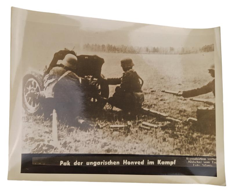 a German WW2 press photo in the size 18x24cm