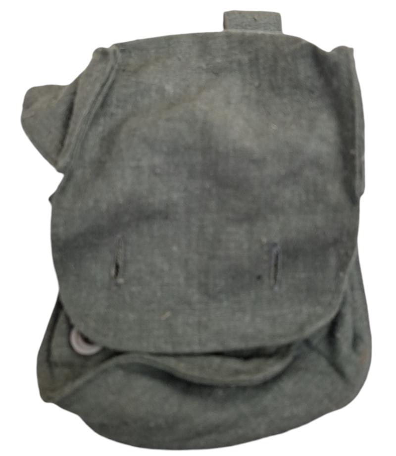 a late war german gas mask filter pouch