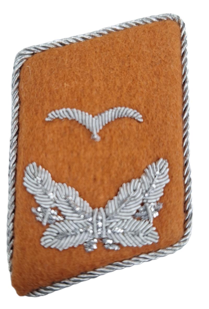 a luftwaffe signal officer collar tab