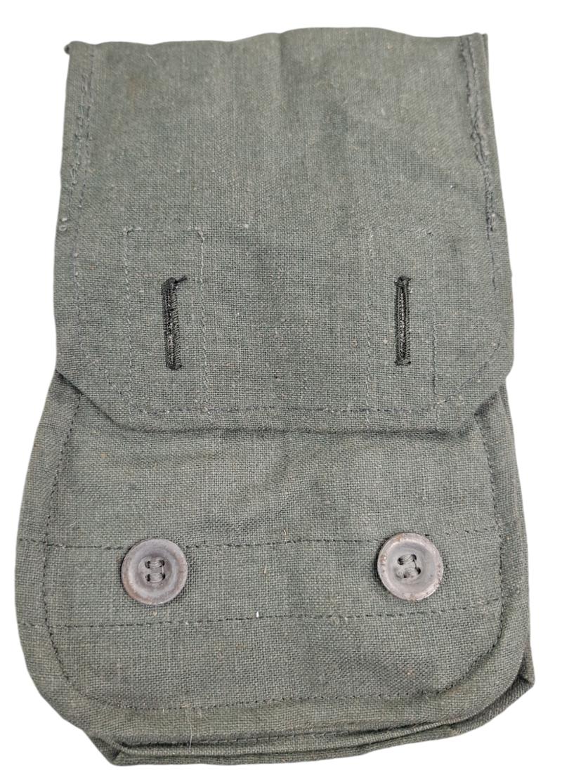 a late war german gas mask filter pouch