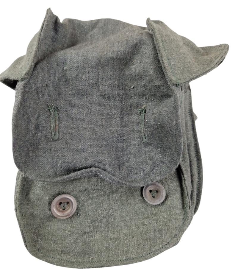 a late war german gas mask filter pouch