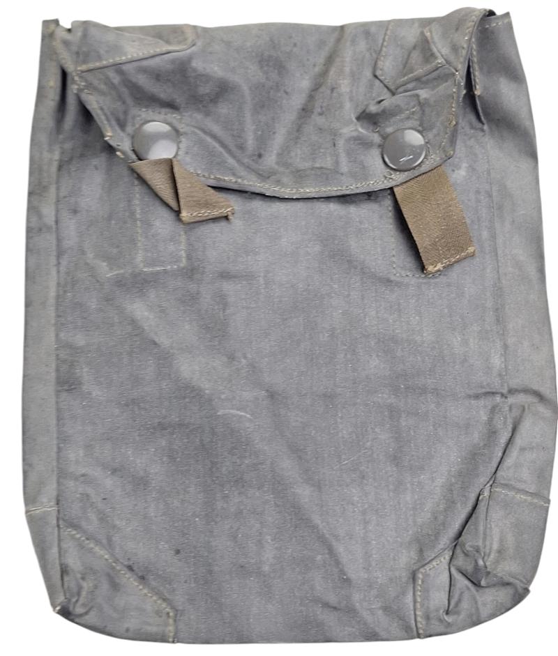 a Wehrmacht rubberized Gascape Pouch