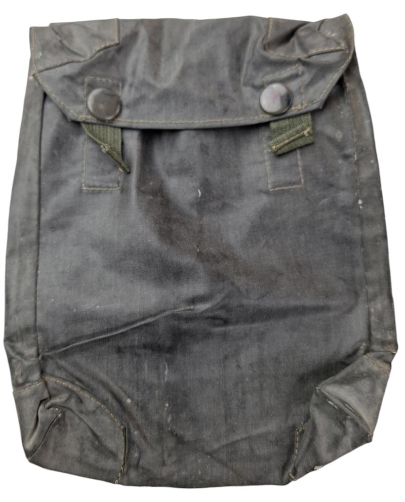 a Wehrmacht rubberized Gascape Pouch