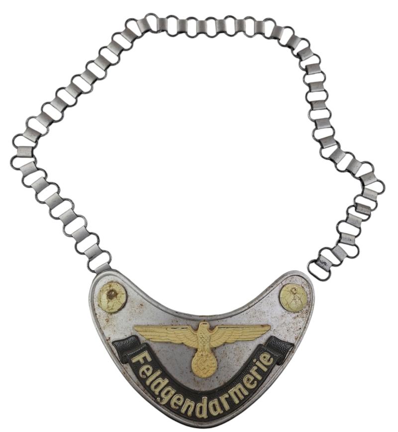 a rare  german ww2 feldgendarmerie Gorget