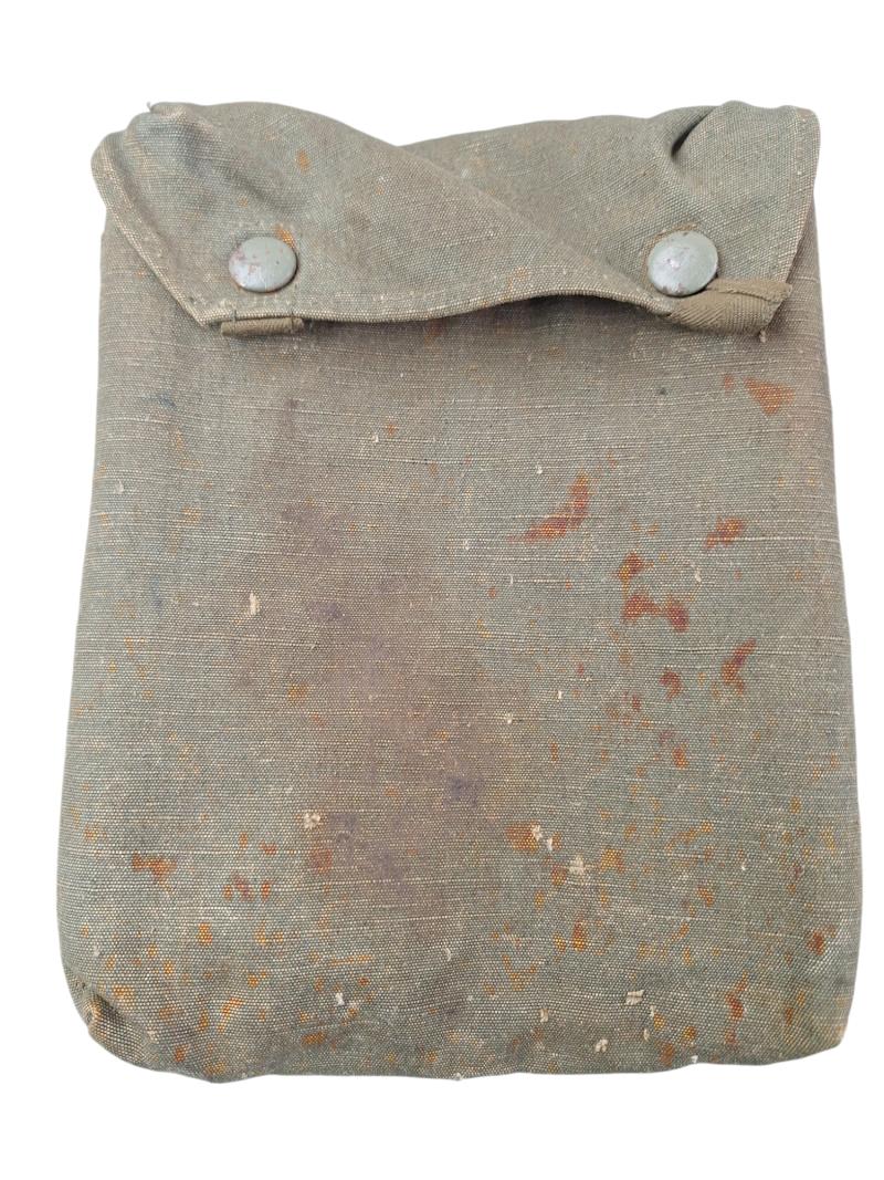 Wehrmacht Gascape Pouch