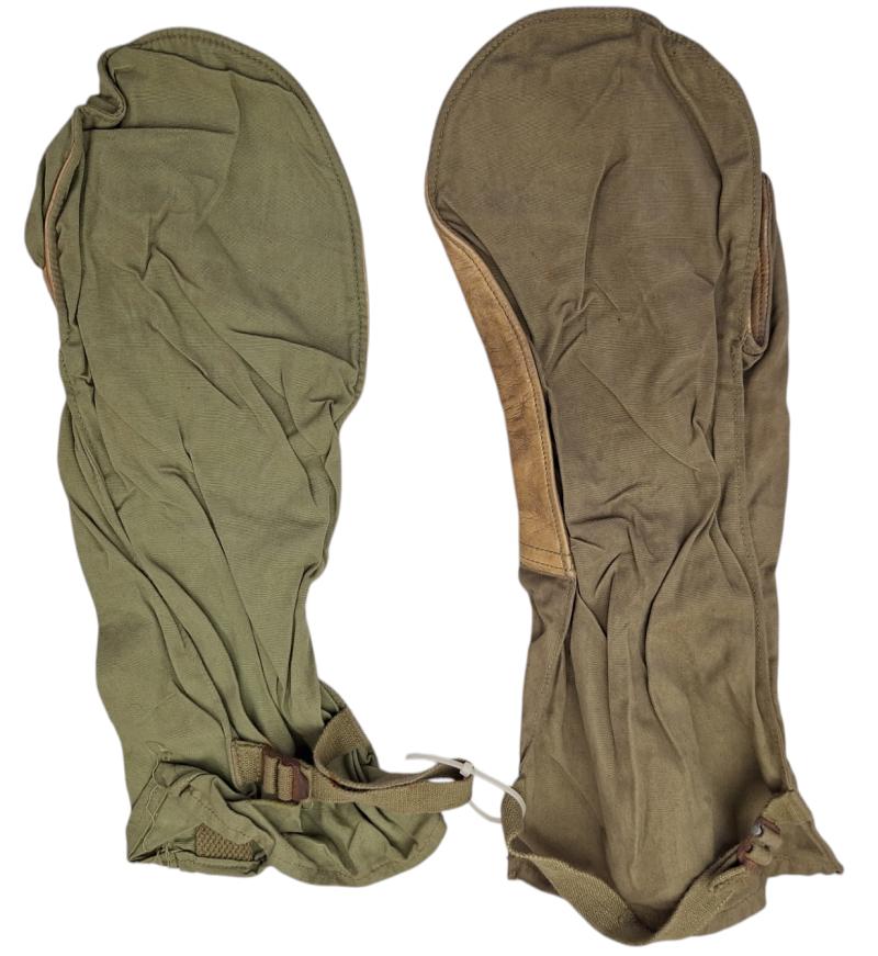 a set off us ww2  Mountain Division gloves