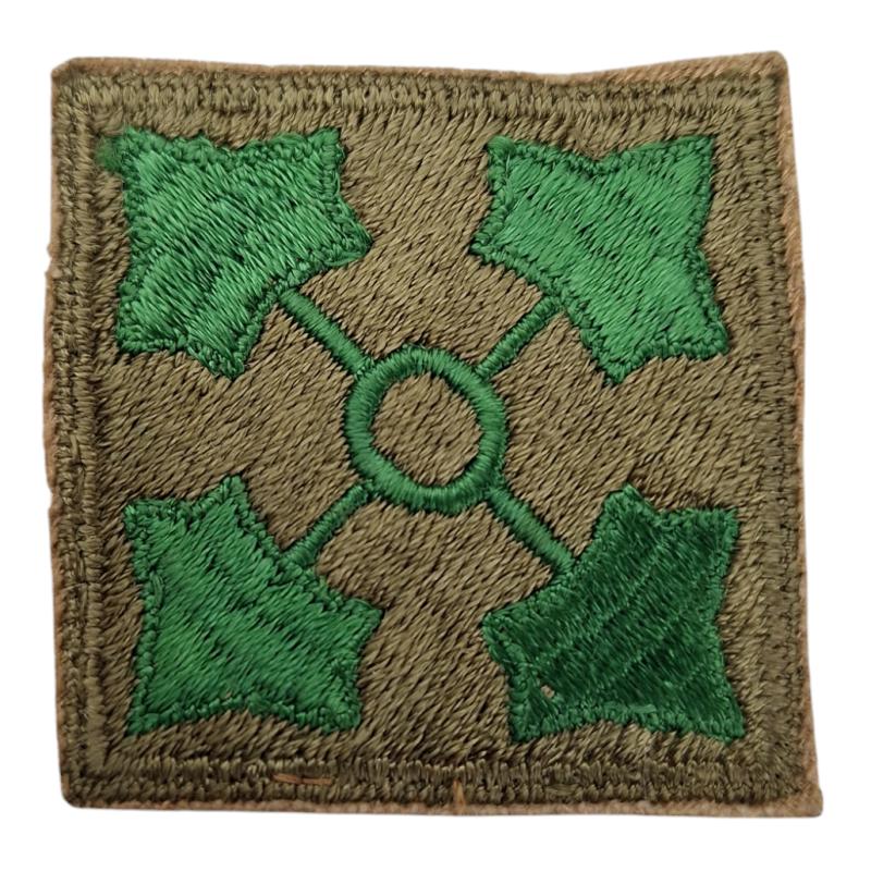 a 4 th infantry division patch