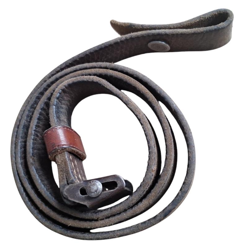 a german ww2 k98 rifle sling