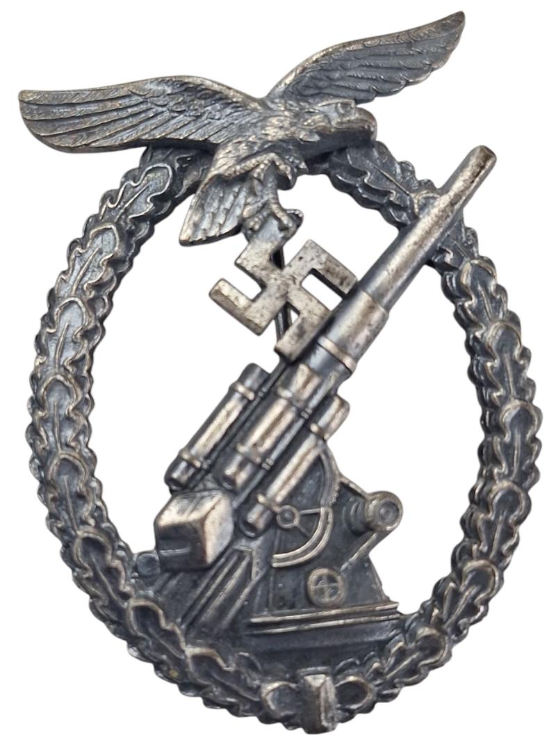 a german ww2 luftwaffe Flak-Kampfabzeichen   Assmann & Söhne