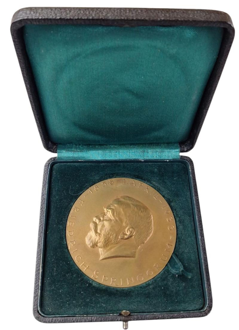 a german pre war Hoesch Aktiengesellschaft . Medaille Für Treue Dienste