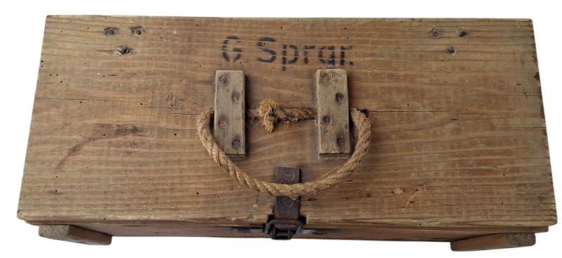 A ww2  Wehrmacht wooden Rifle Grenade Box