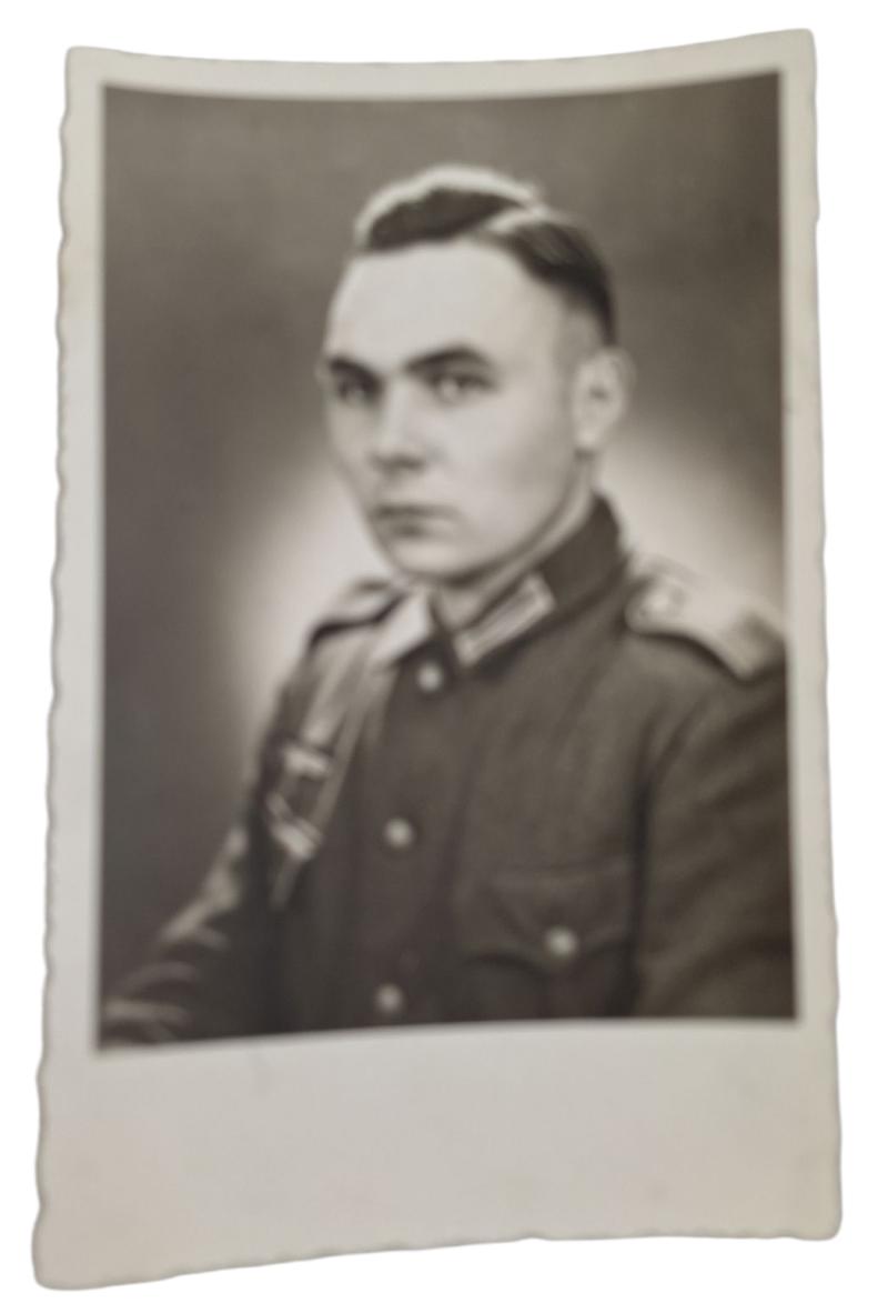 a nice picture of a German soldier