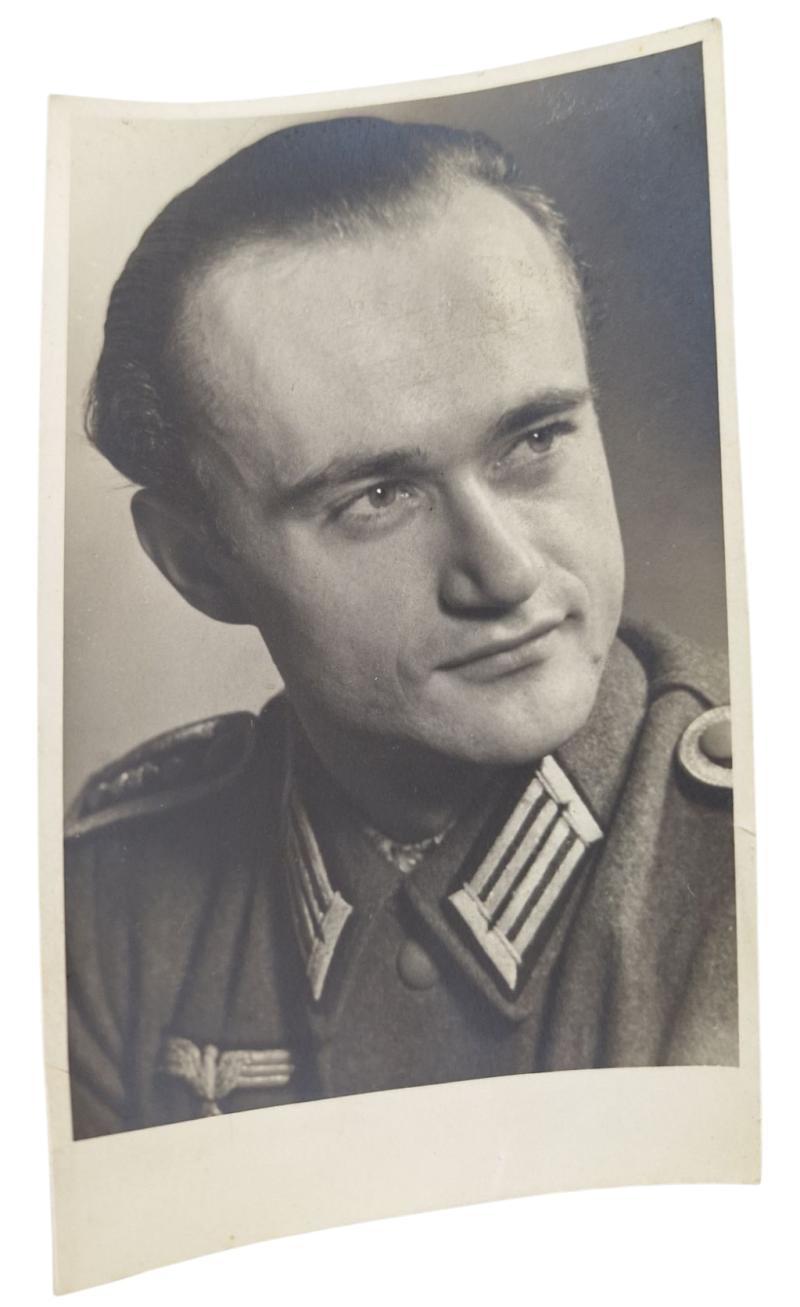 a nice picture of a German soldier