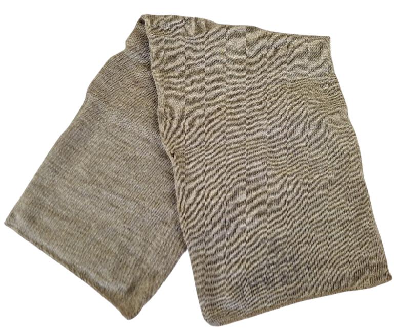 a britisch ww2  wool scarf cap