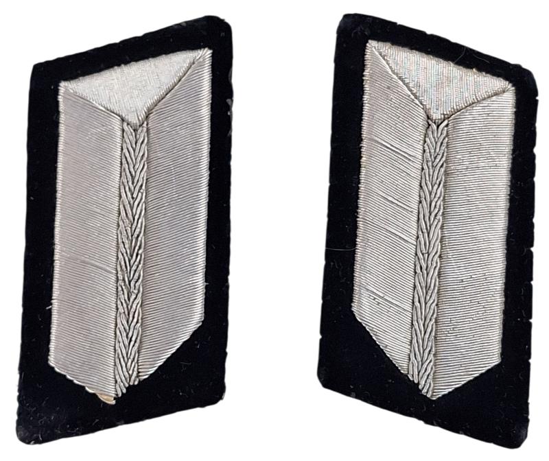 a set of german offizier