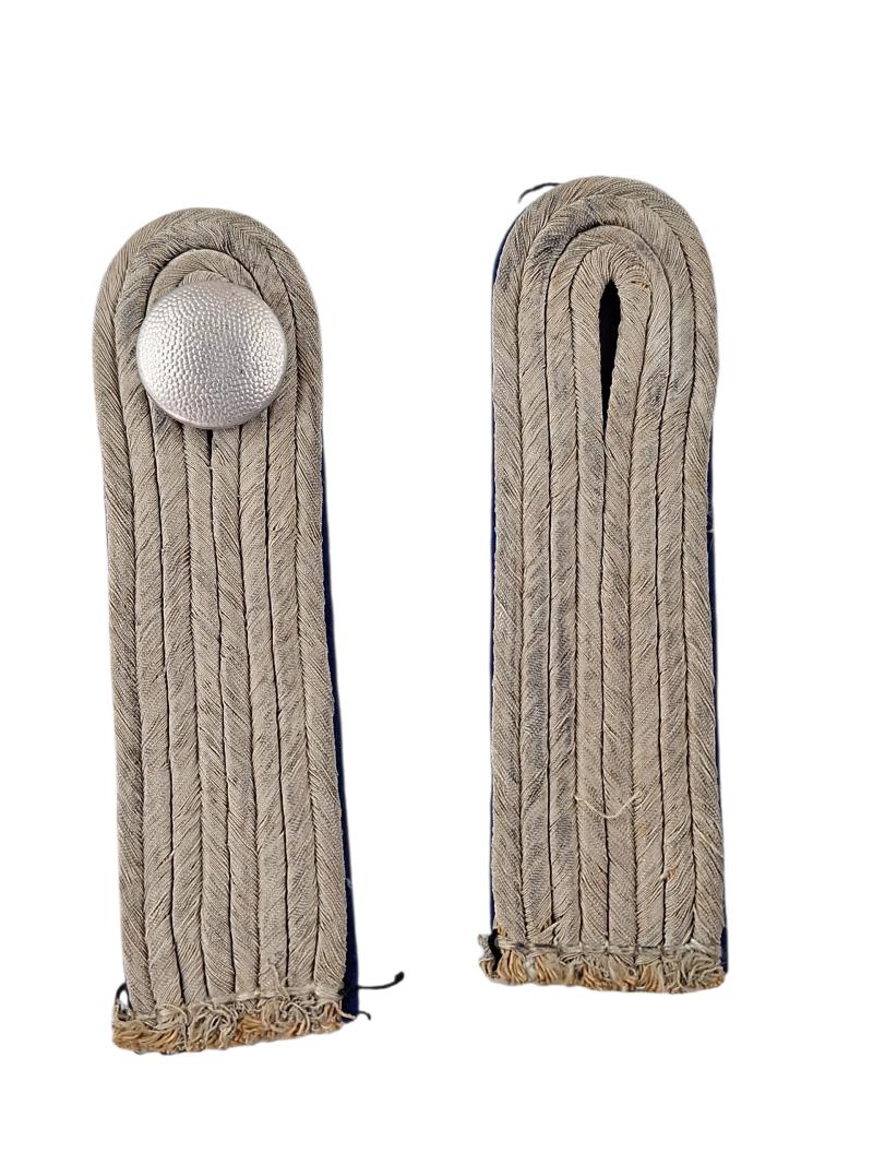 a german WW2 medical troops shoulderboard