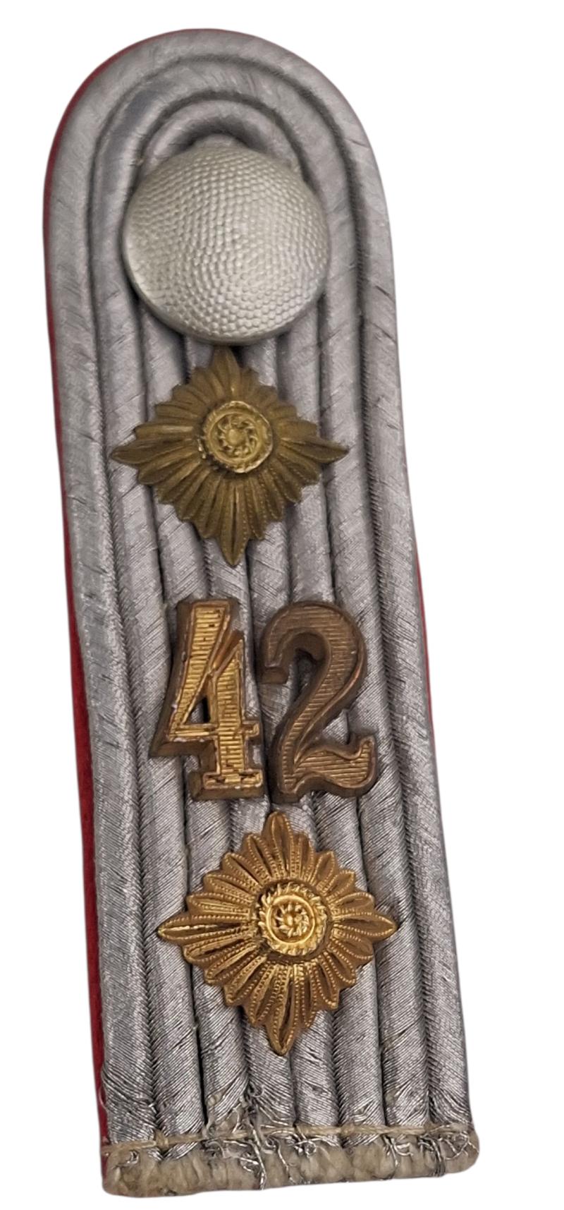 wehrmacht Artillerie-Regiment 42 shoulder board