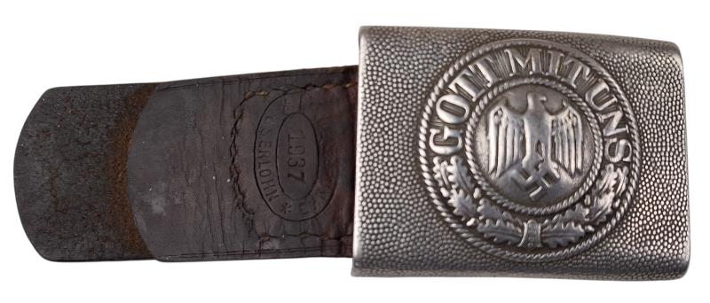 a rare Wehrmacht belt buckle Linden und Funke iserlohn 1937 with tab