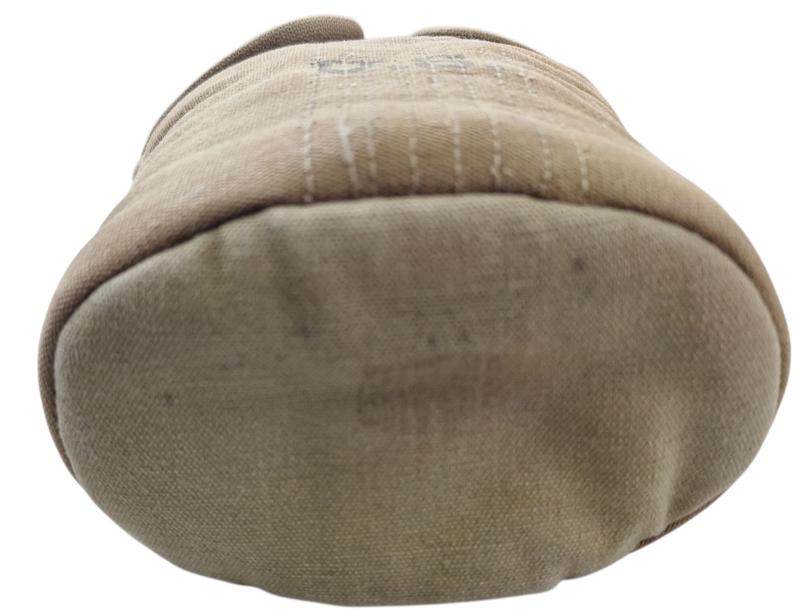 a US WW2 Canteen and Cup